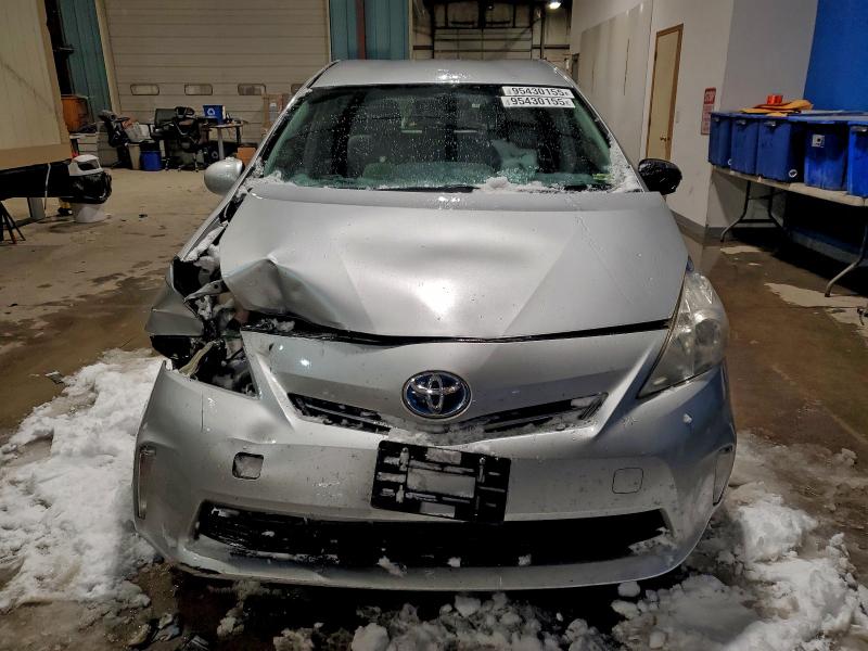 Photo 5 from auction – 2012 TOYOTA PRIUS V with VIN JTDZN3EU5C3110969