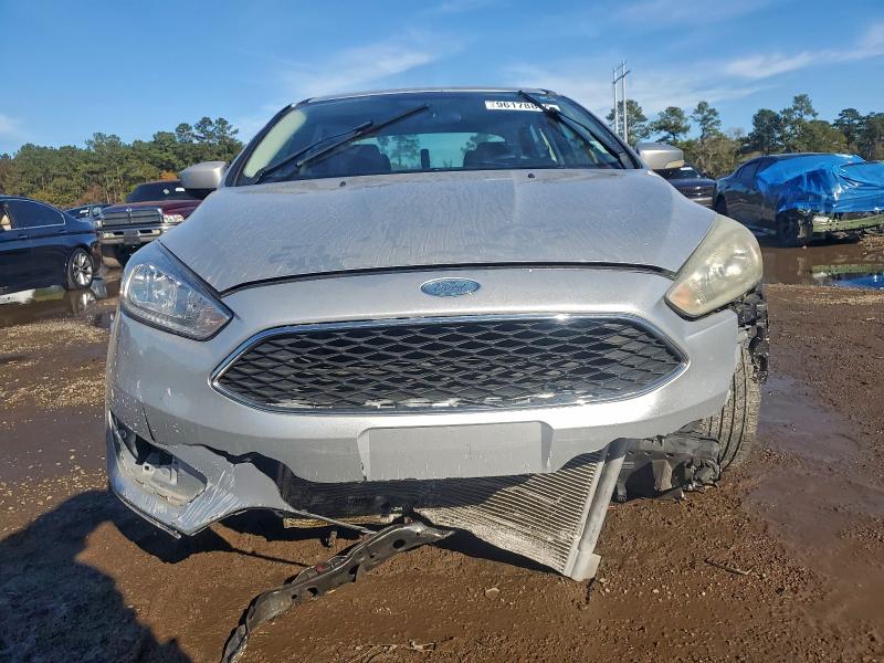 Photo 5 from auction – 2017 FORD FOCUS SE with VIN 1FADP3F26HL227930