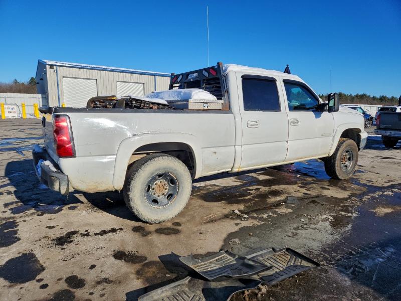 Photo 3 from auction – 2006 CHEVROLET SILVERADO with VIN 1GCGK13U76F120039