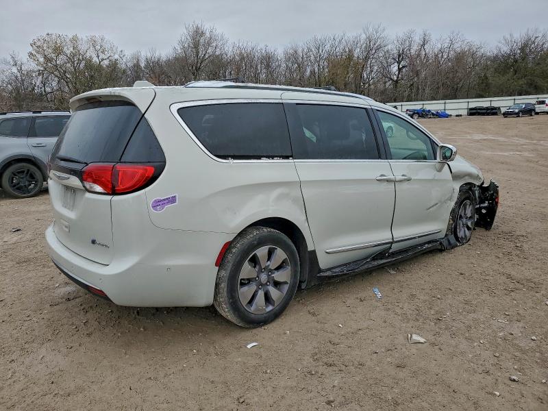 Photo 3 from auction – 2019 CHRYSLER PACIFICA H with VIN 2C4RC1N76KR715660