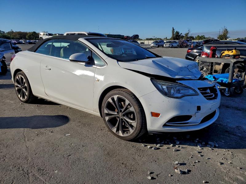 Photo 4 from auction – 2019 BUICK CASCADA PR with VIN W04WH3N53KG355368