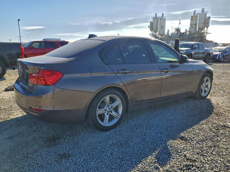 Photo 3 from auction – 2013 BMW 328 I SULE with VIN WBA3C1C50DF440835