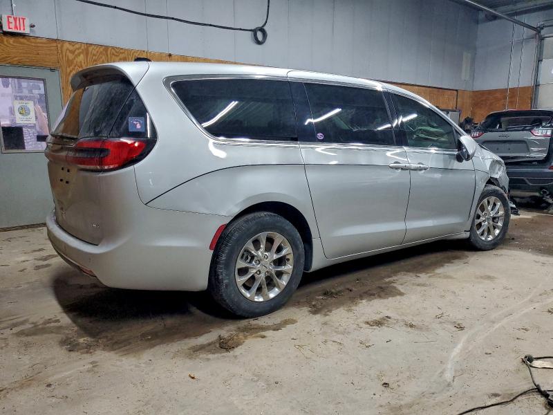 Photo 3 from auction – 2023 CHRYSLER PACIFICA T with VIN 2C4RC3BG8PR513975