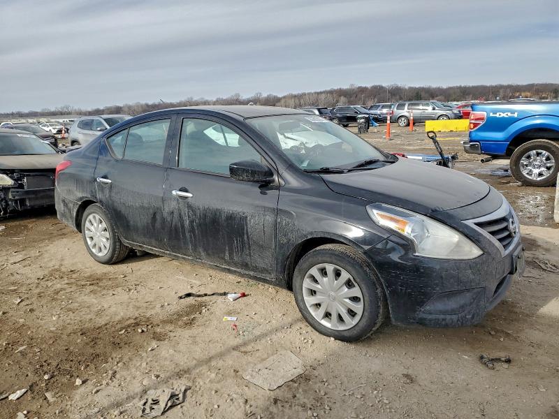 Photo 4 from auction – 2019 NISSAN VERSA S with VIN 3N1CN7AP7KL865169