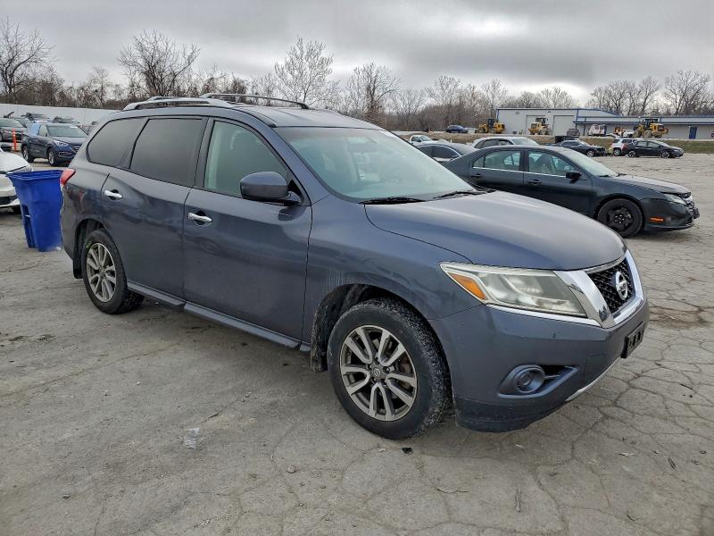 Photo 4 from auction – 2013 NISSAN PATHFINDER with VIN 5N1AR2MM0DC647517