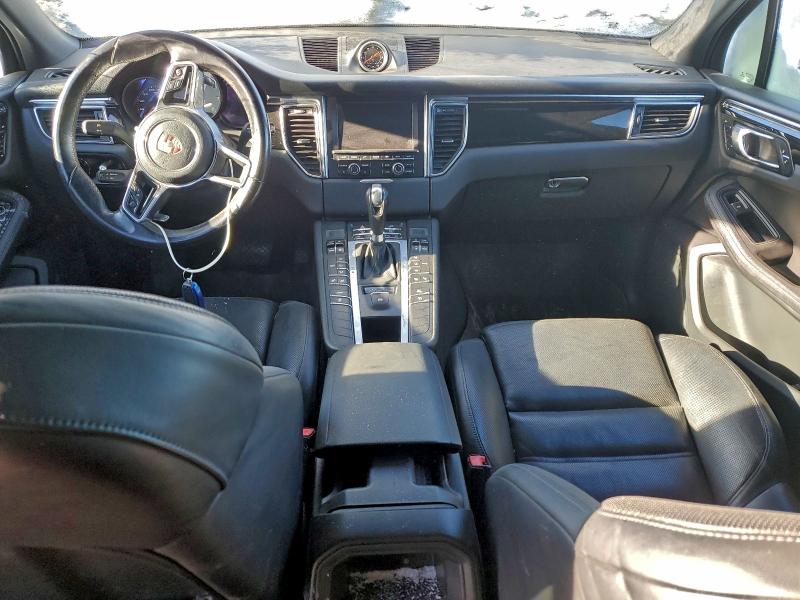 Photo 8 from auction – 2015 PORSCHE MACAN S with VIN WP1AB2A53FLB72209