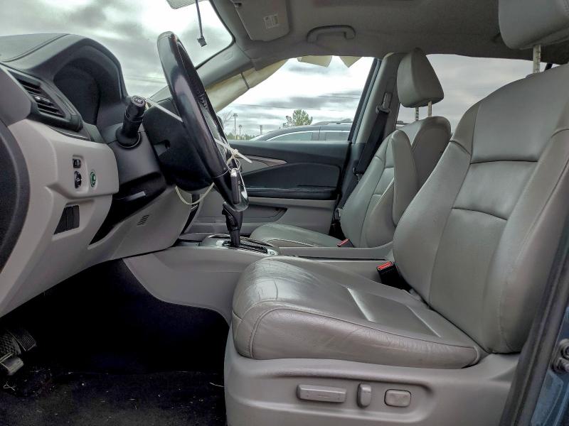 Photo 7 from auction – 2016 HONDA PILOT with VIN 5FNYF5H51GB018887
