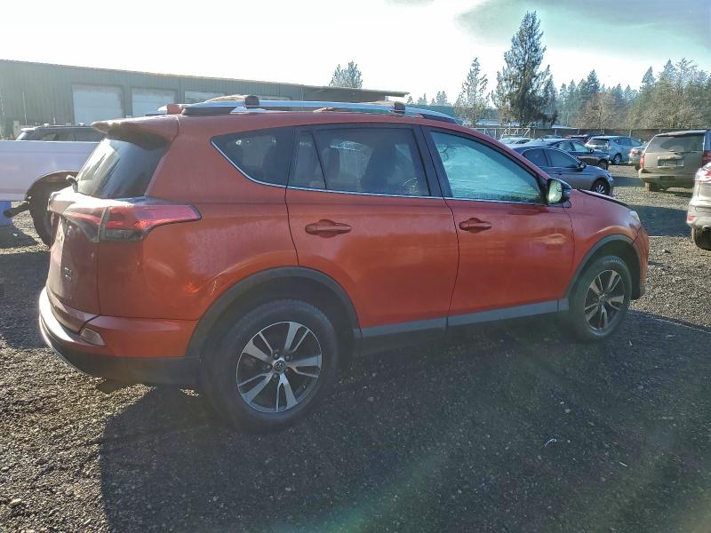 Photo 3 from auction – 2016 TOYOTA RAV4 XLE with VIN 2T3RFREVXGW481220