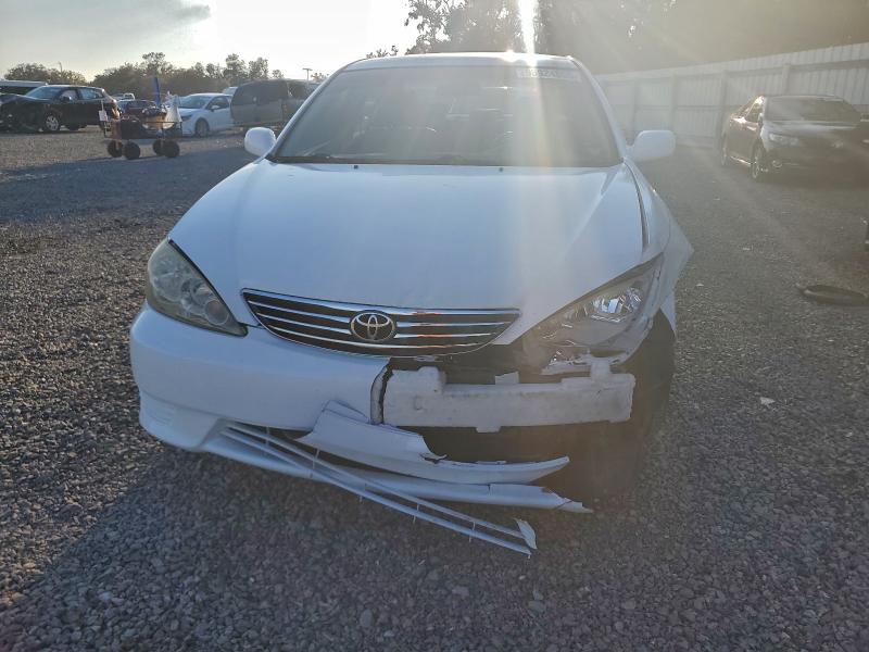 Photo 5 from auction – 2005 TOYOTA CAMRY LE with VIN 4T1BE32K95U408681