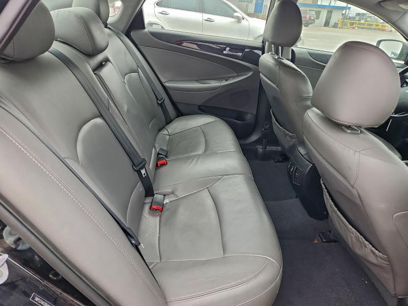 Photo 10 from auction – 2013 HYUNDAI SONATA SE with VIN 5NPEC4AC0DH623754