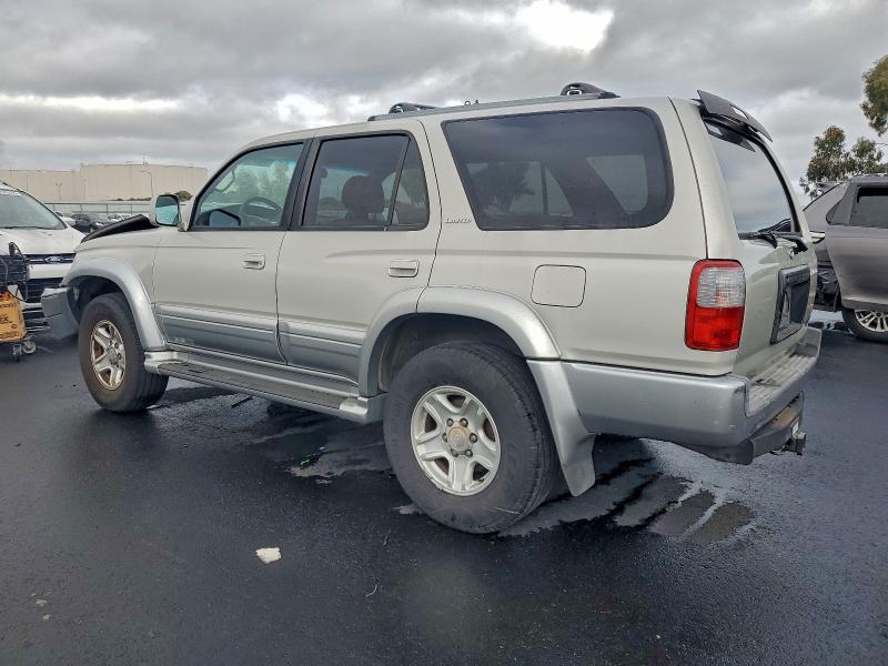 Photo 2 from auction – 2000 TOYOTA 4RUNNER LI with VIN JT3GN87R0Y0161676