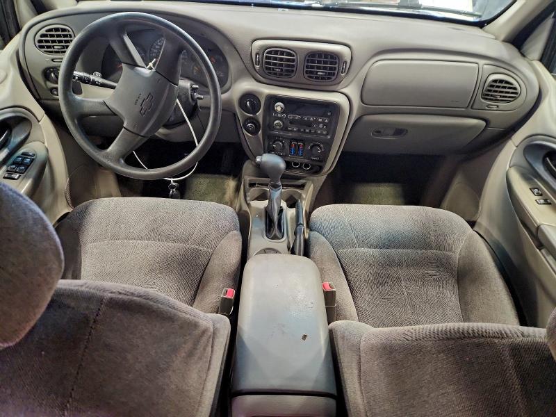 Photo 8 from auction – 2004 CHEVROLET TRAILBLAZE with VIN 1GNDT13S442167734