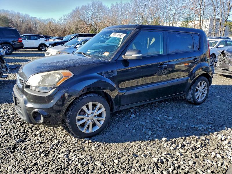 KIA SOUL + 2012 с VIN KNDJT2A66C7451715 - Снимка от търг