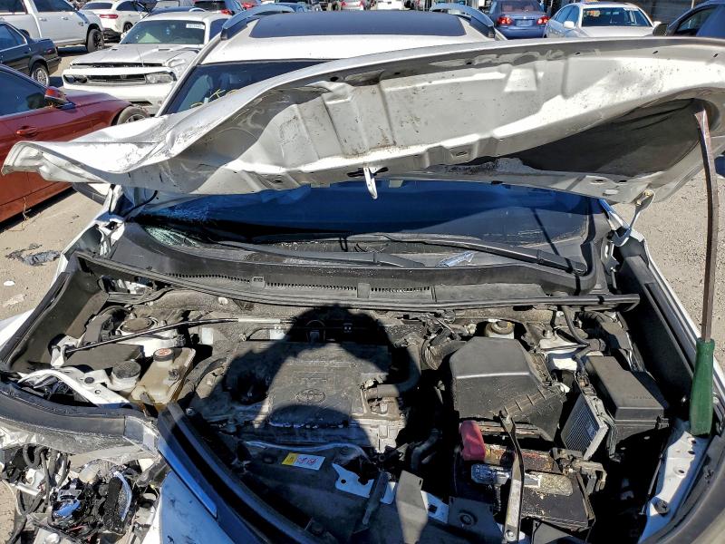 Photo 12 from auction – 2018 TOYOTA RAV4 ADVEN with VIN JTMWFREV4JJ162002