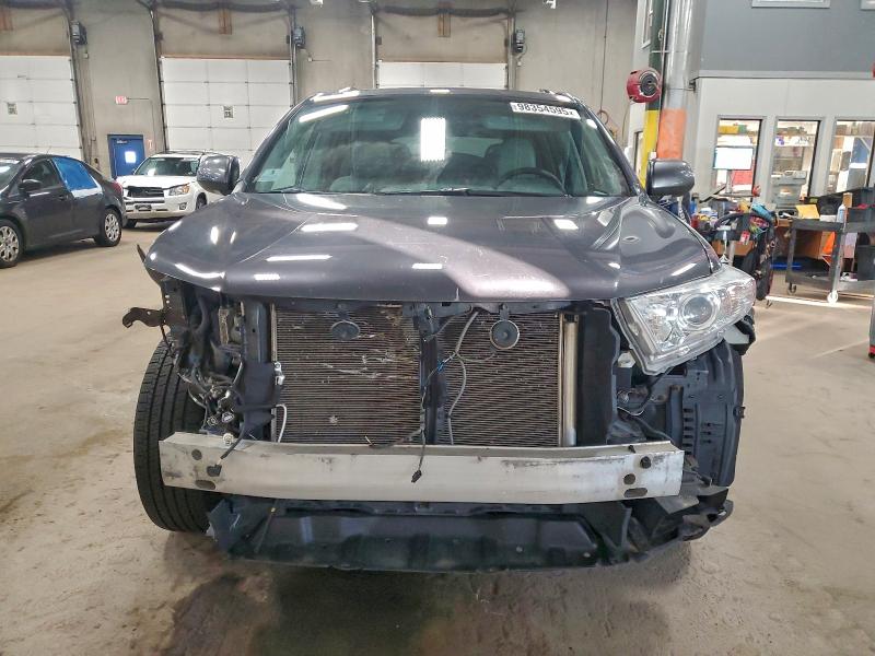 Zdjęcie 5 z aukcji – 2013 TOYOTA HIGHLANDER z VIN 5TDDK3EH0DS221788