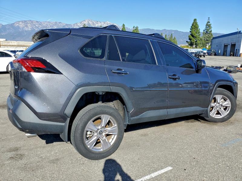 Photo 3 from auction – 2023 TOYOTA RAV4 XLE with VIN 2T3W1RFV2PC221900