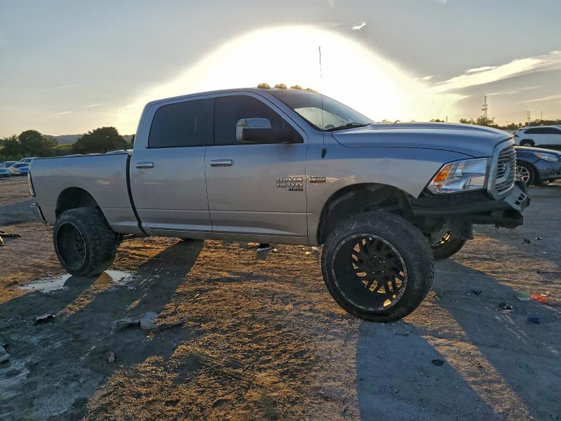 Photo 4 from auction – 2019 RAM 1500 CLASS with VIN 1C6RR6TT6KS509921