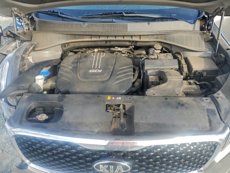 Photo 12 from auction – 2016 KIA SORENTO EX with VIN 5XYPHDA56GG150529
