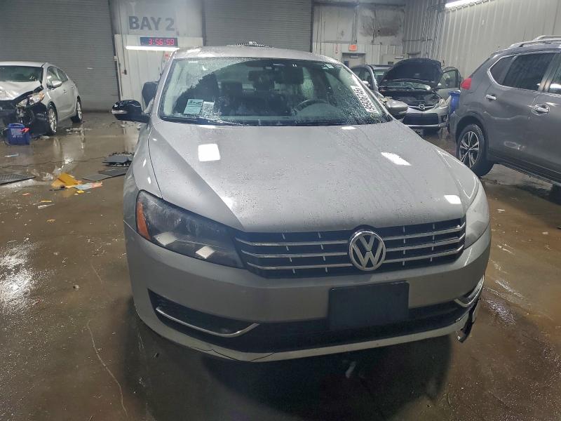 Photo 5 from auction – 2014 VOLKSWAGEN PASSAT S with VIN 1VWAP7A32EC009416