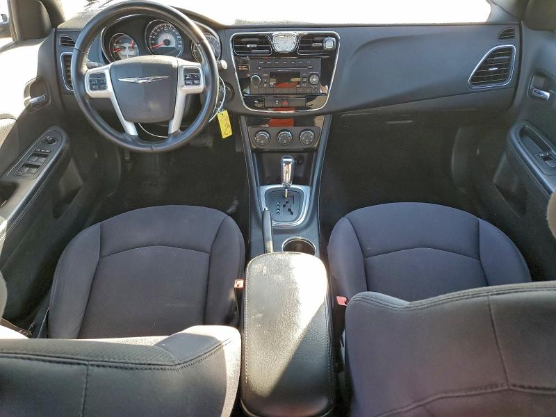 Photo 8 from auction – 2012 CHRYSLER 200 TOURIN with VIN 1C3CCBBB4CN268981