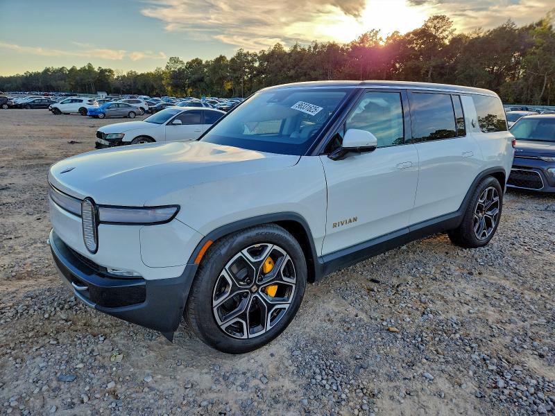 RIVIAN R1S 2023 with VIN 7PDSGABLXPN008551 - Photo from auction