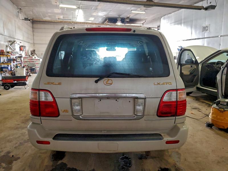 Photo 6 from auction – 2004 LEXUS LX 470 with VIN JTJHT00W043537256