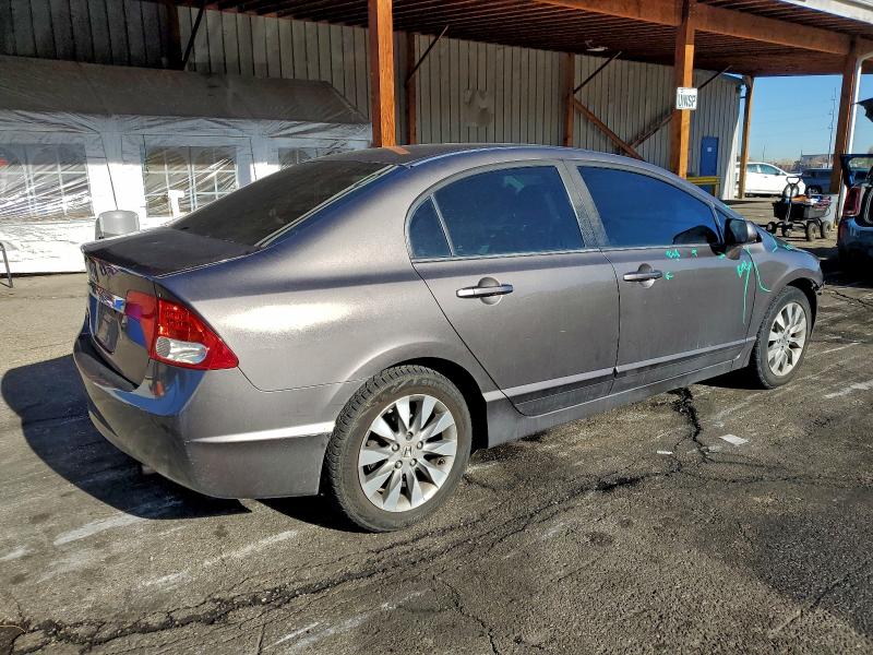 Photo 3 from auction – 2010 HONDA CIVIC EX with VIN 19XFA1F85AE076560