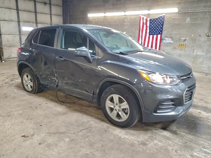 Photo 4 from auction – 2020 CHEVROLET TRAX LS with VIN 3GNCJNSB4LL177235