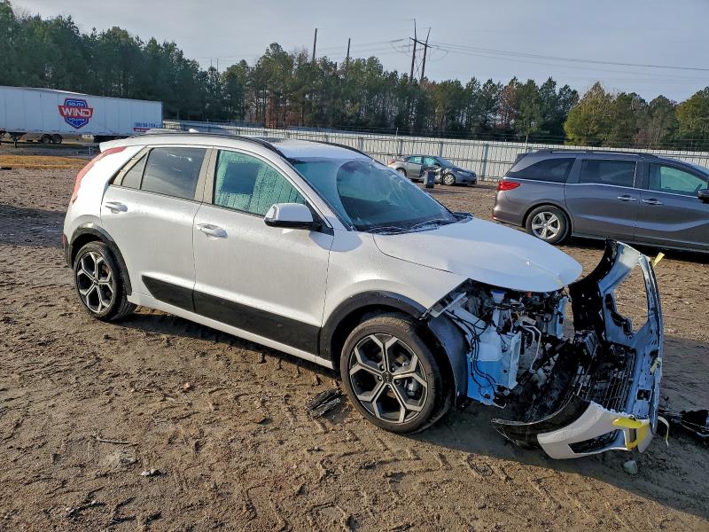 Photo 4 from auction – 2025 KIA NIRO EX with VIN KNDCR3LE8S5263435