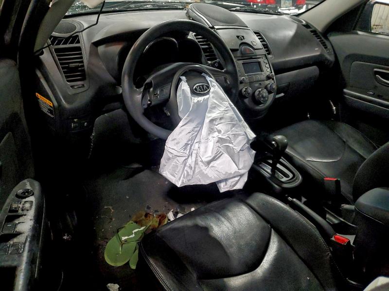Photo 8 from auction – 2010 KIA SOUL with VIN KNDJT2A27A7126288