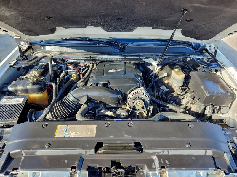 Photo 12 from auction – 2007 GMC YUKON with VIN 1GKFK130X7R324069