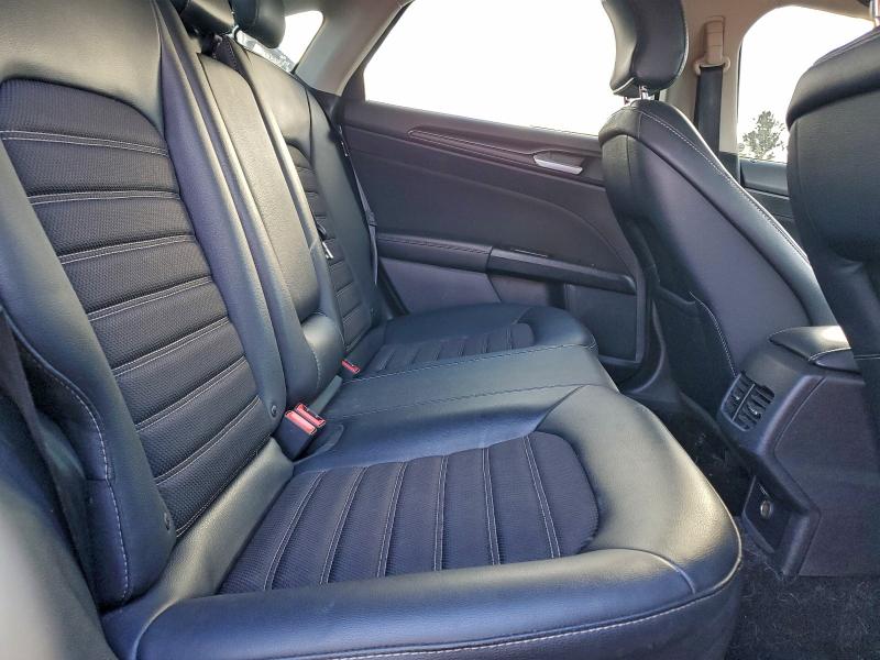Photo 10 from auction – 2018 FORD FUSION SE with VIN 3FA6P0HD9JR179403