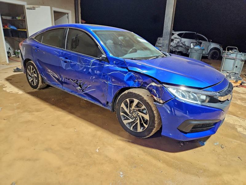 Photo 4 from auction – 2018 HONDA CIVIC EX with VIN 19XFC2F75JE010761