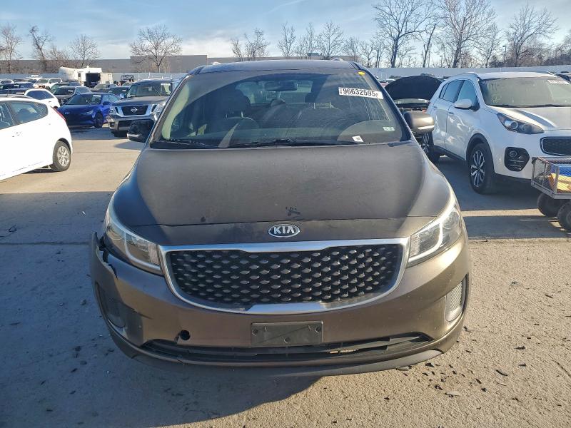 Photo 5 from auction – 2016 KIA SEDONA LX with VIN KNDMB5C14G6204045