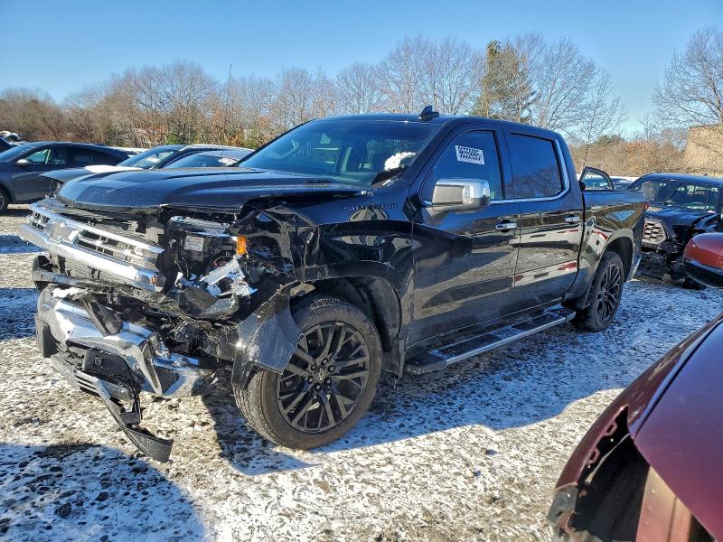 CHEVROLET SILVERADO 2025 with VIN 1GCUKGE85SZ233986 - Photo from auction