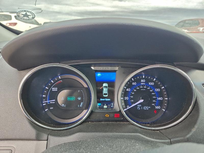 Photo 9 from auction – 2015 HYUNDAI SONATA HYB with VIN KMHEC4A49FA123185