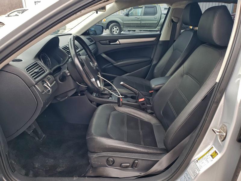 Photo 7 from auction – 2015 VOLKSWAGEN PASSAT S with VIN 1VWAT7A31FC083441