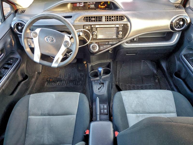 Photo 8 from auction – 2016 TOYOTA PRIUS C with VIN JTDKDTB35G1128390