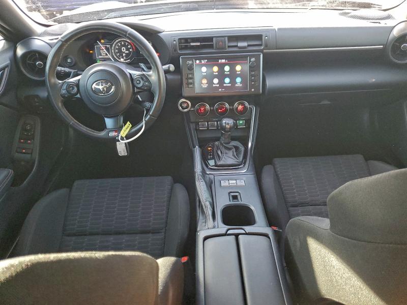 Photo 8 from auction – 2023 TOYOTA GR 86 with VIN JF1ZNBC12P8757668