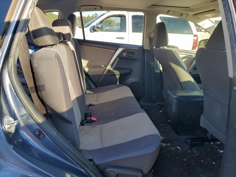 Photo 11 from auction – 2014 TOYOTA RAV4 XLE with VIN JTMWFREV5ED038003