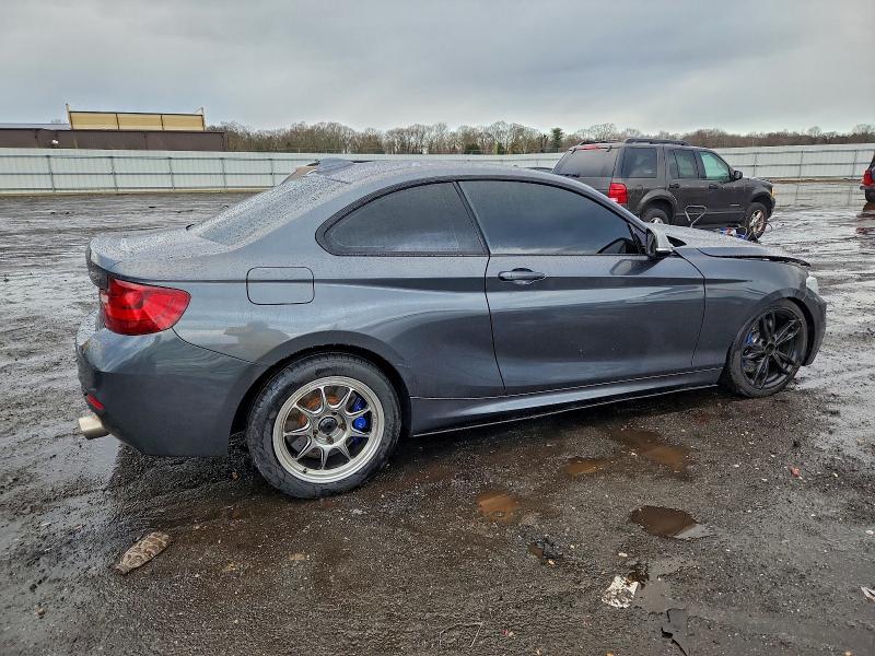 Photo 3 from auction – 2017 BMW M240I with VIN WBA2G1C39HV639053