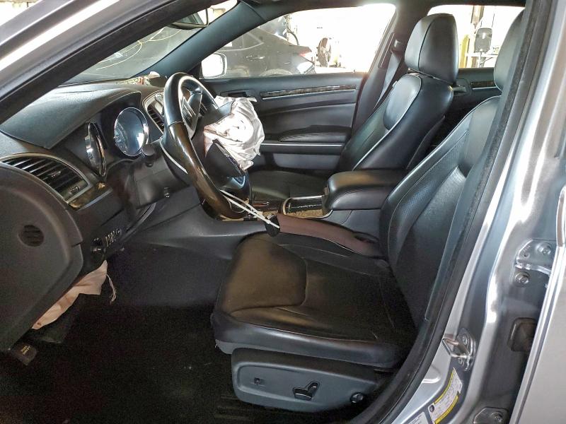 Photo 7 from auction – 2014 CHRYSLER 300C with VIN 2C3CCAEG2EH252887