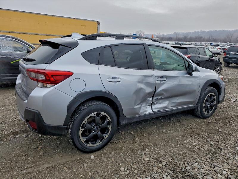 Photo 3 from auction – 2021 SUBARU CROSSTREK with VIN JF2GTAPC2M8396145