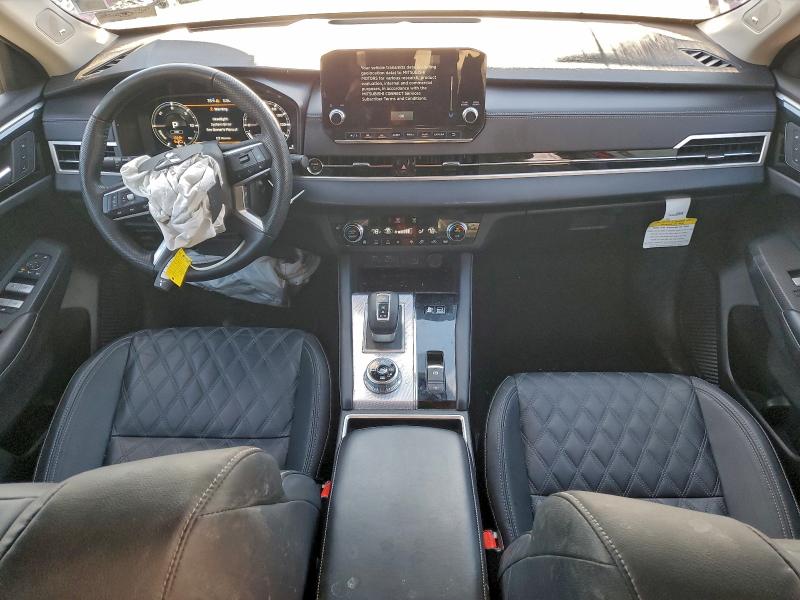 Photo 8 from auction – 2023 MITSUBISHI OUTLANDER with VIN JA4T5VA90PZ031936