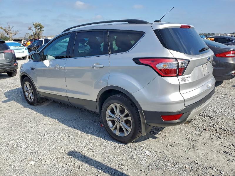 Photo 2 from auction – 2018 FORD ESCAPE SE with VIN 1FMCU0GD6JUB85154