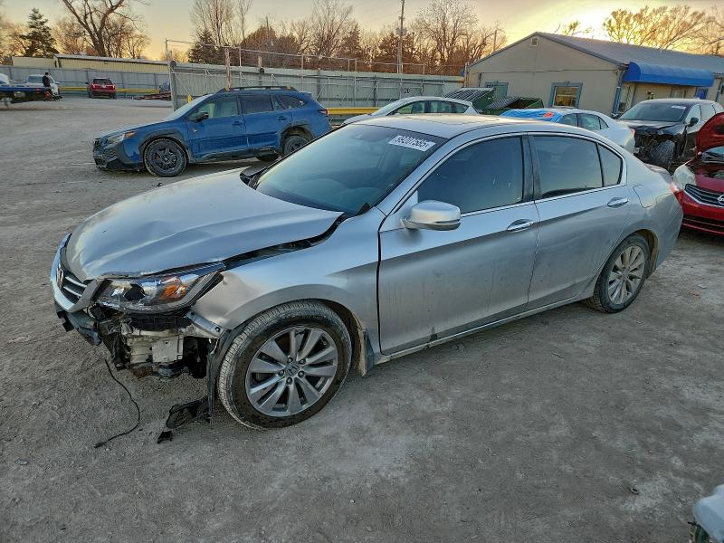 HONDA ACCORD EXL 2014 with VIN 1HGCR2F83EA032665 - Photo from auction