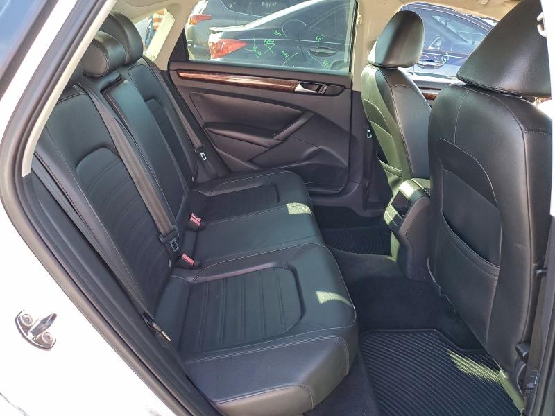 Photo 10 from auction – 2012 VOLKSWAGEN PASSAT SEL with VIN 1VWCP7A34CC064195