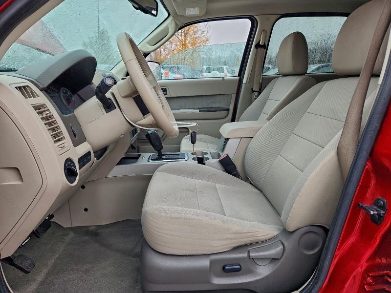 Photo 7 from auction – 2010 FORD ESCAPE XLT with VIN 1FMCU9DG2AKB81360