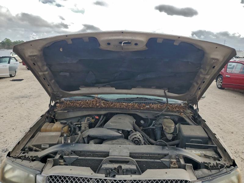 Photo 11 from auction – 2004 CHEVROLET SILVERADO with VIN 2GCEC19T741376835