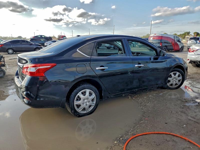Photo 3 from auction – 2017 NISSAN SENTRA S with VIN 3N1AB7AP1HY398231